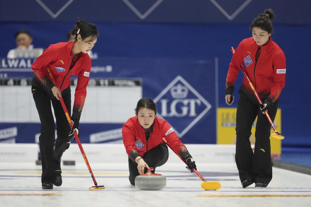 萨索洛主场迎战佛罗伦萨，保级无忧对决深陷泥潭